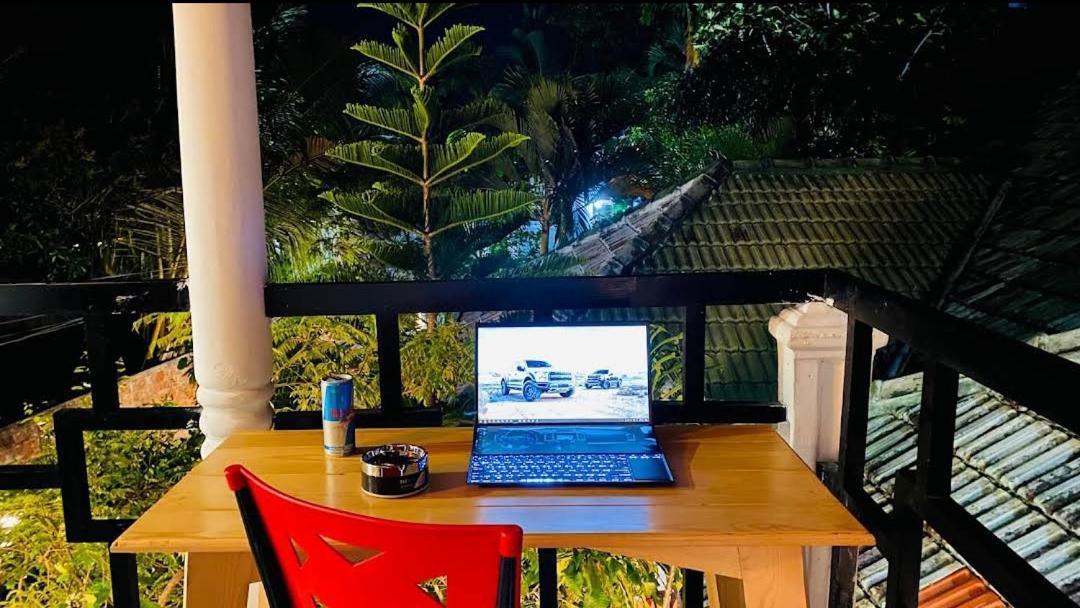 Rituale Guest House - Surf & Yoga มิริสซา ภายนอก รูปภาพ