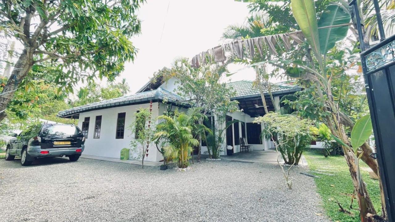 Rituale Guest House - Surf & Yoga มิริสซา ภายนอก รูปภาพ
