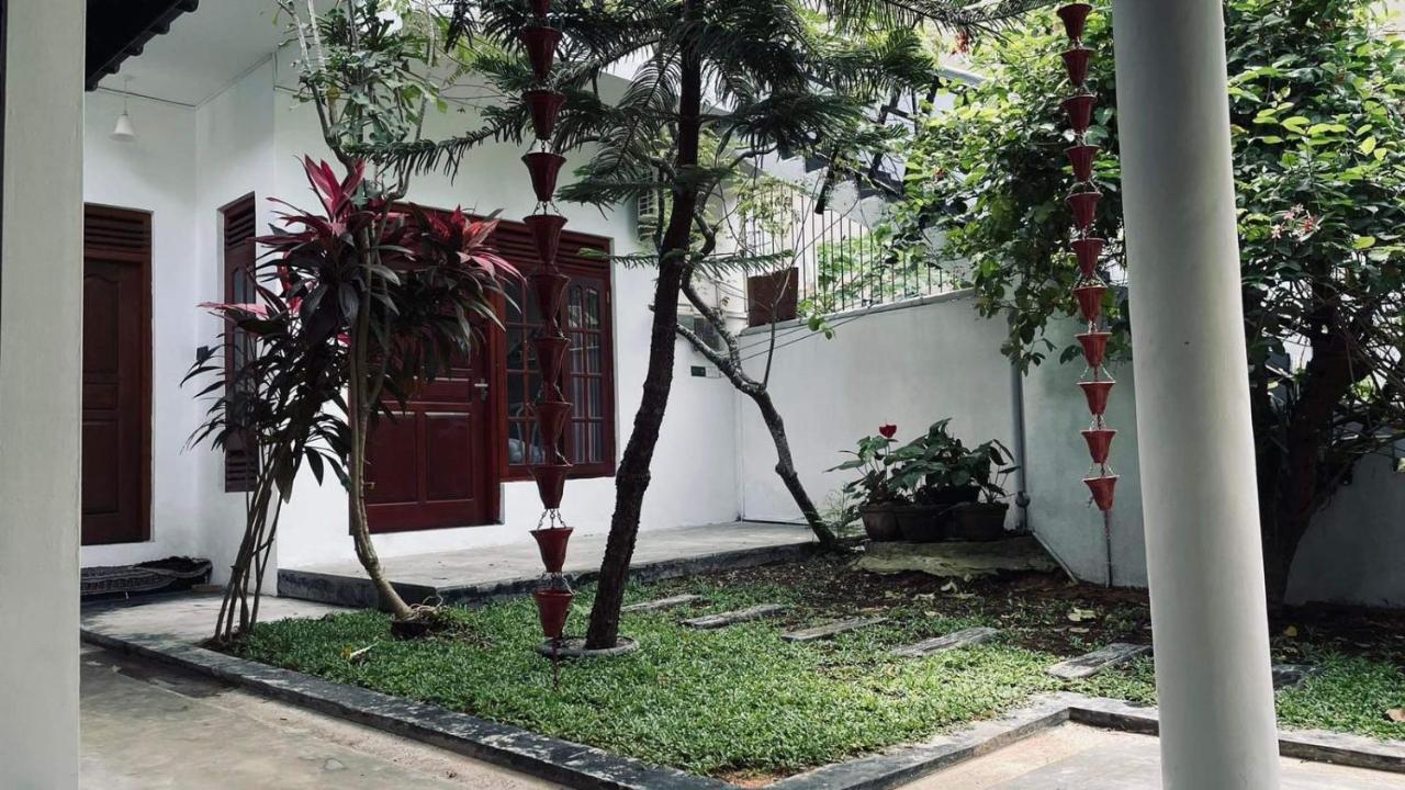 Rituale Guest House - Surf & Yoga มิริสซา ภายนอก รูปภาพ