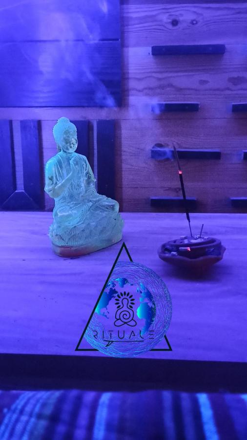 Rituale Guest House - Surf & Yoga มิริสซา ภายนอก รูปภาพ