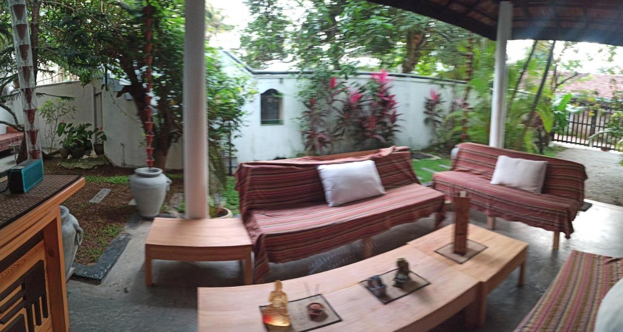 Rituale Guest House - Surf & Yoga มิริสซา ภายนอก รูปภาพ